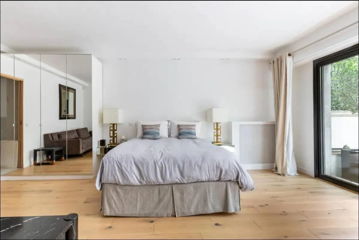 Passy Ranelagh Superbe Appartement Avec Terrasse Paris France